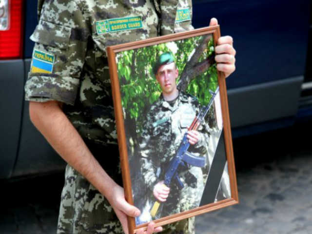 katonatemetes stolcel