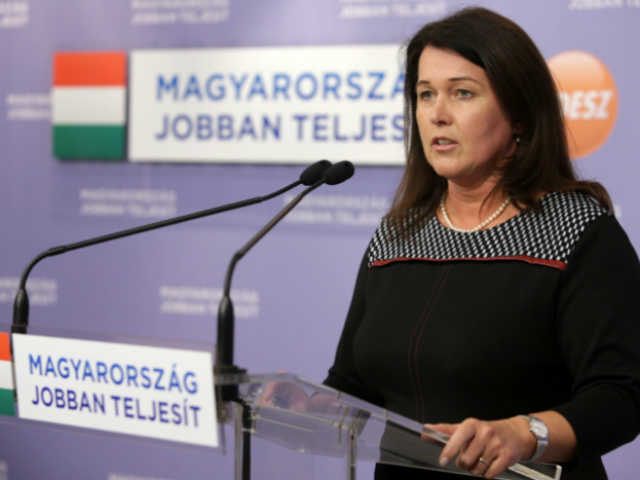 pelczne gall ildiko 01