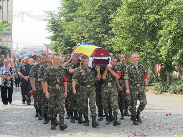 katonai temetes oleh tyurikov