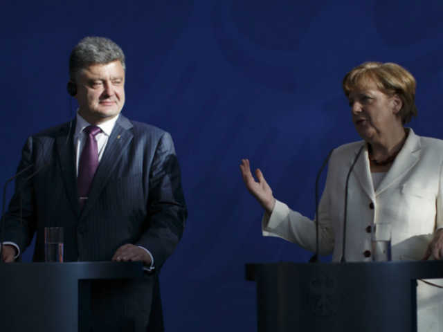 porosenko merkel 01