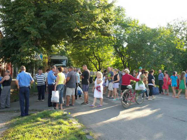 tuntetes sportkomplex 01