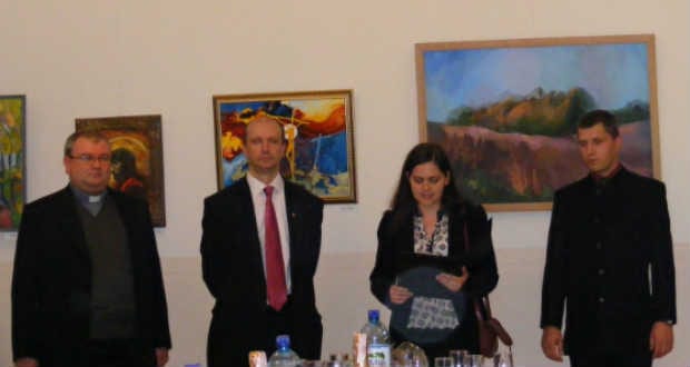 «АртТиса» організувала виставку