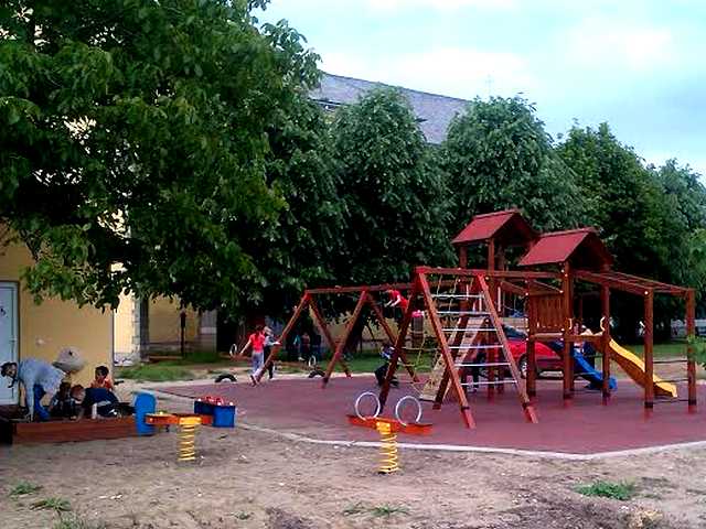 beregszasz jatszoter