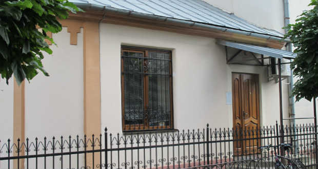 Rablás a beregszászi református gyülekezet irodájában