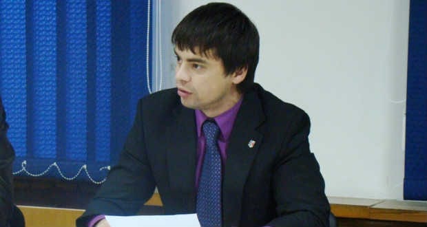 Viktor Scsadej indul a parlamenti választásokon