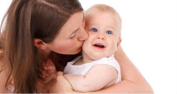 Augusztus 1. – az anyatejes táplálás világnapja