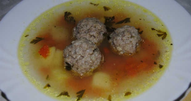 Húsgombócleves Gálné módra recept