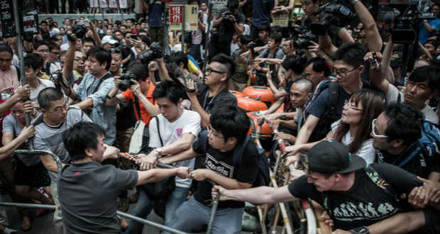 Ismét összecsapások voltak Hongkongban