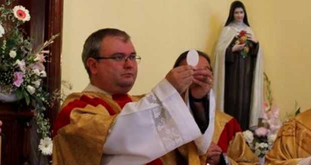 Kárpátaljáról jöttem, mesterségem címere: római katolikus pap