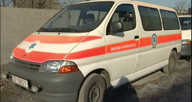 Mentőautók Técsőnek Magyarországról