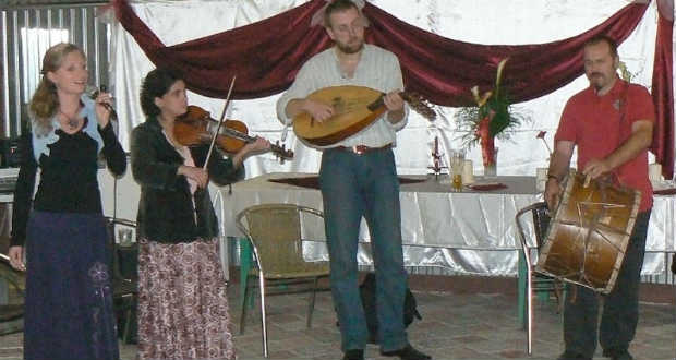 Adventi koncert és jótékonysági vásár a zeneiskoláért