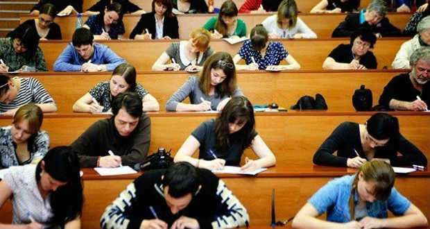 A romániai magyar nyelvű oktatás számára kedvező döntéseket hozott a román parlament