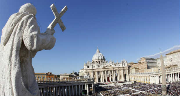 Feltörték a Vatikán revizorának számítógépét