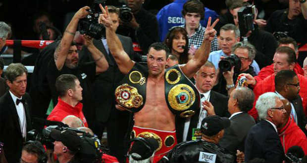 Vladimir Klicsko megvédte öveit