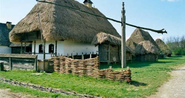 Nemzetiségek húsvétja a Skanzenben