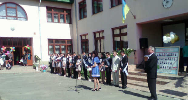 Ballagás a Tiszaújlaki Széchenyi István Középiskolában