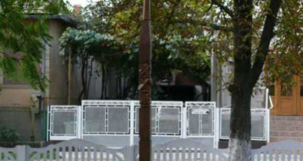 Kárpátalja ma: Osváth kopjafája Salánkon