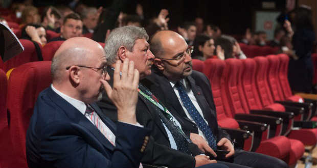 „Romániában országos tendencia a magyarság megszerzett jogainak visszaszorítása”