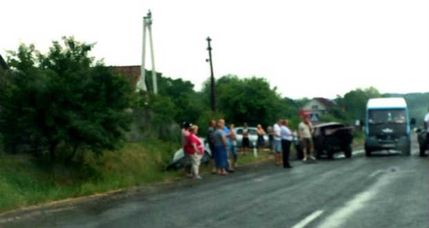 Négy autó ütközött egymásnak Munkács mellett