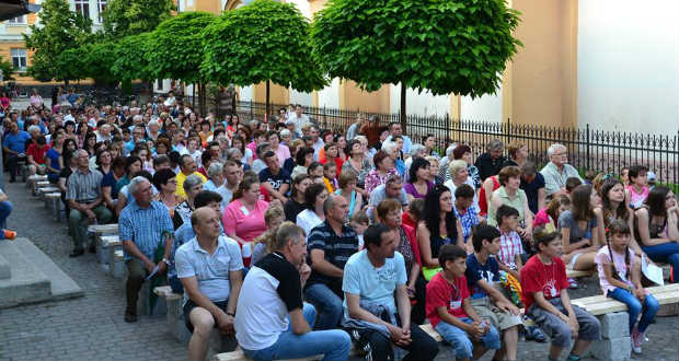 Utcai evangelizáció kezdődött Beregszász központjában