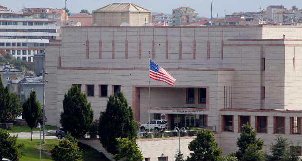 Isztambulban tüzet nyitottak az amerikai konzulátusra