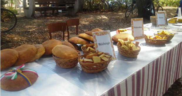 Мелайний хліб та збереження традицій – фестивалили жителі Пийтерфолво