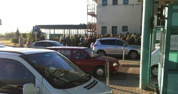 Kárpátalja ma: gyalogszerrel a határon