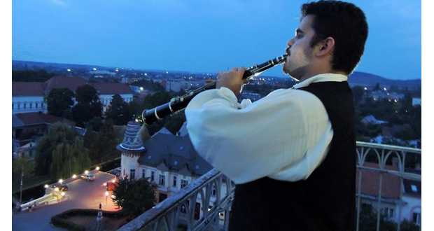 Kárpátalja ma: tárogató szól Beregszászon