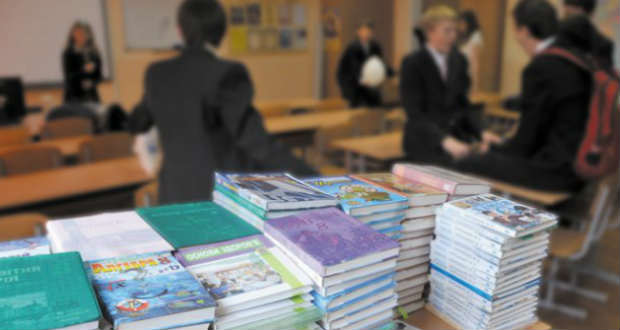 Idén is gondot okoz a tankönyvellátás Kárpátalján
