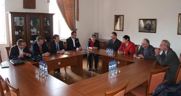 A Rákóczi-főiskolán járt Kiss Antal miniszteri biztos