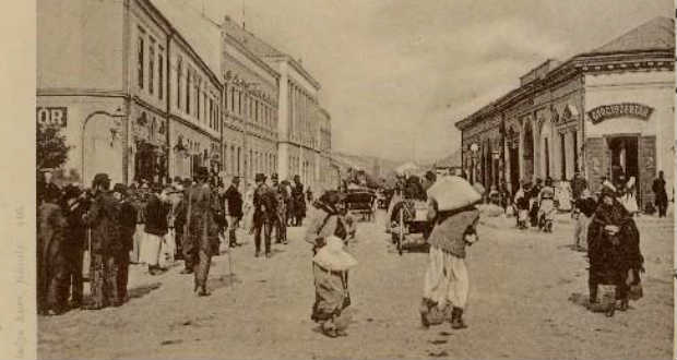 Kárpátalja anno: a beregszászi Árpád utca jelzőlámpa nélkül