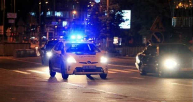 Megkülönböztető fényjelzéssel közlekedő járőrkocsit is megelőzhet