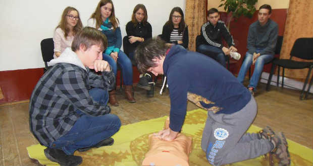 Курси з реанімації для учнів середніх шкіл