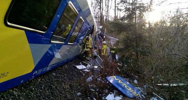 Vonatbaleset Bajorországban, többen meghaltak