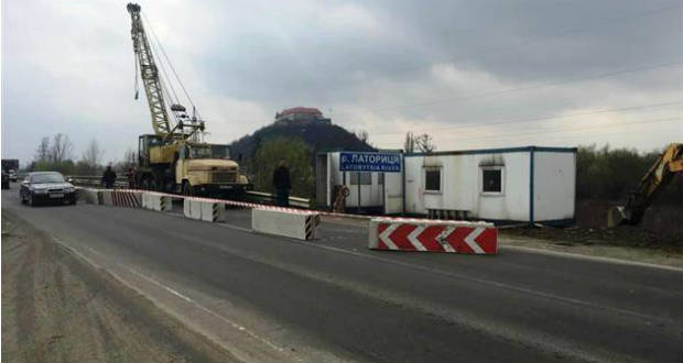 Hídfelújítás és forgalomkorlátozás Munkácson