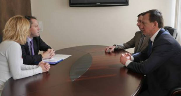 Ungvár vezetőivel tárgyalt Buhajla József főkonzul