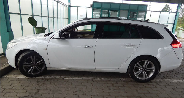 Meghamisították a gépkocsi alvázszámát