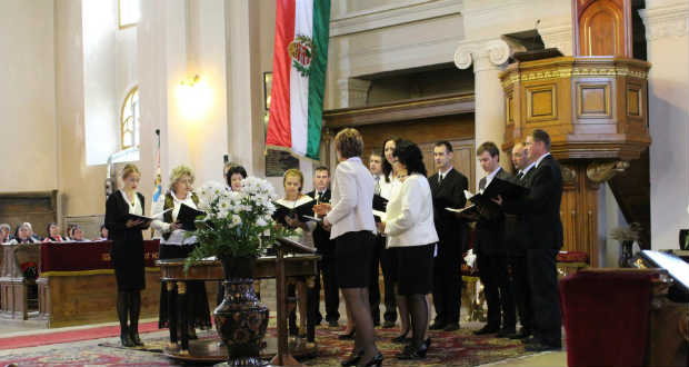 Kolozsváron vendégszerepelt a beregszászi református kamarakórus