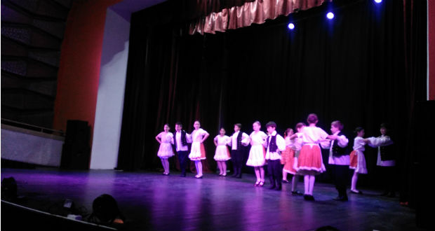 Ünnepi műsorral méltatták Beregszászban a nemzetközi táncnapot