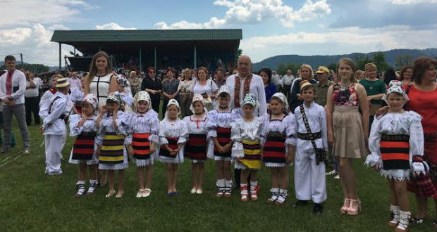 Román nemzetiségi fesztivált szerveztek a Rahói járásban