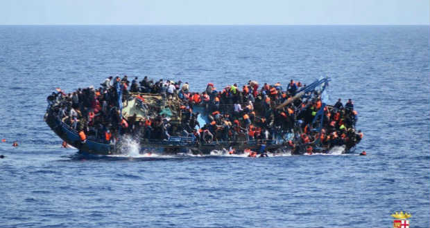 Több mint ezer embert mentettek meg az észak-afrikai és az olasz partok között