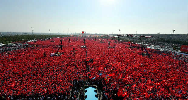 Elkobozták kétszáz török üzletember vagyonát