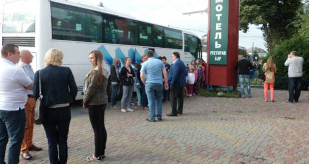 Kelet-ukrajnai gyerekek újabb csoportja utazott el magyarországi üdülésre