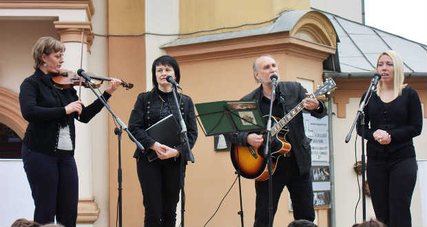 Odatettük szívünket-lelkünket – Interjú a Credo együttes tagjaival