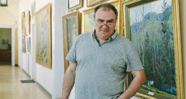 Erfán Ferenc marad a kárpátaljai szépművészeti múzeum igazgatója