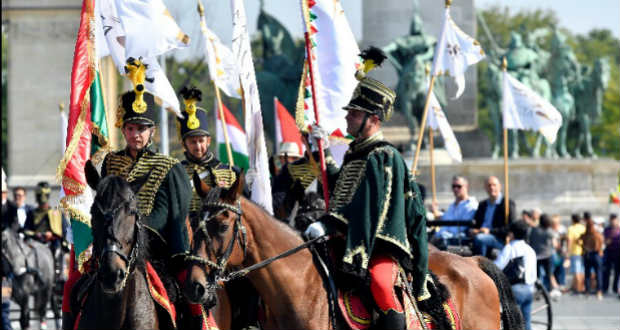 Nemzeti Vágta – Megkezdődött a versenyzés a Hősök terén