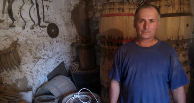 Kárpátaljáról jöttem, mesterségem címere: bodnár