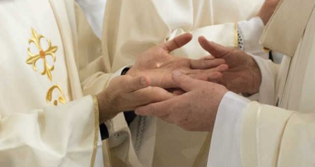 Ferenc pápa motu propriója a latin és a keleti egyházjog további harmonizálásáról