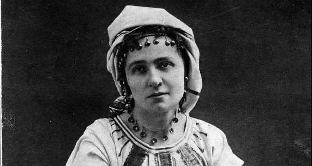 90 éve ment el Elektra