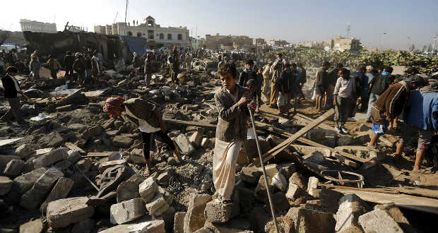 Több tucatnyian meghaltak Jemenben egy légi támadásában